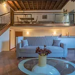 Apartamento Guesthost - Exclusive Duplex In The Center X9!