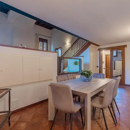 Appartement Guesthost - Exclusive Duplex In The Center X9!