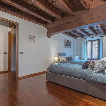 Exclusive Duplex In The Center X9! Apartment Ferrara
