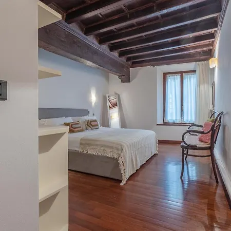 Exclusive Duplex In The Center X9! * Ferrare