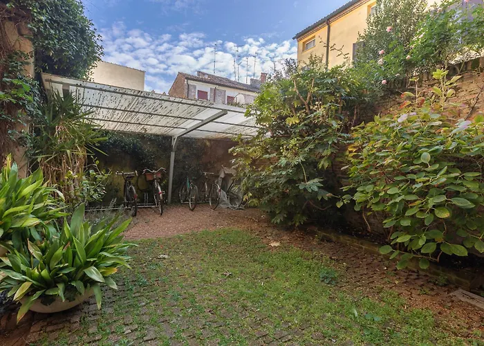 Guesthost - Exclusive Duplex In The Center X9! Apartament